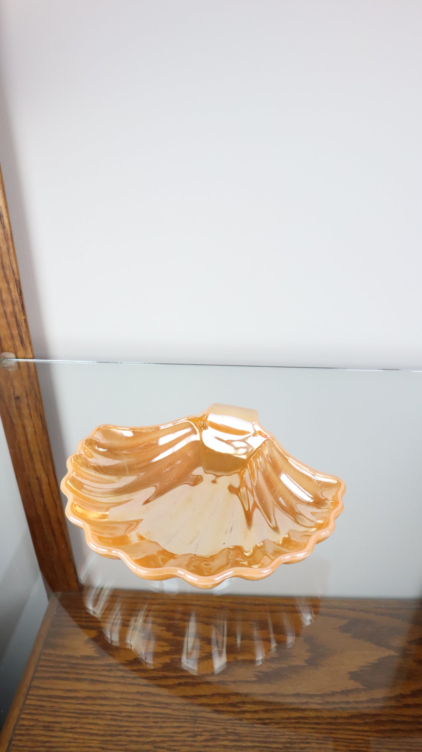 Vintage Carnival Glass Shell Ashtray