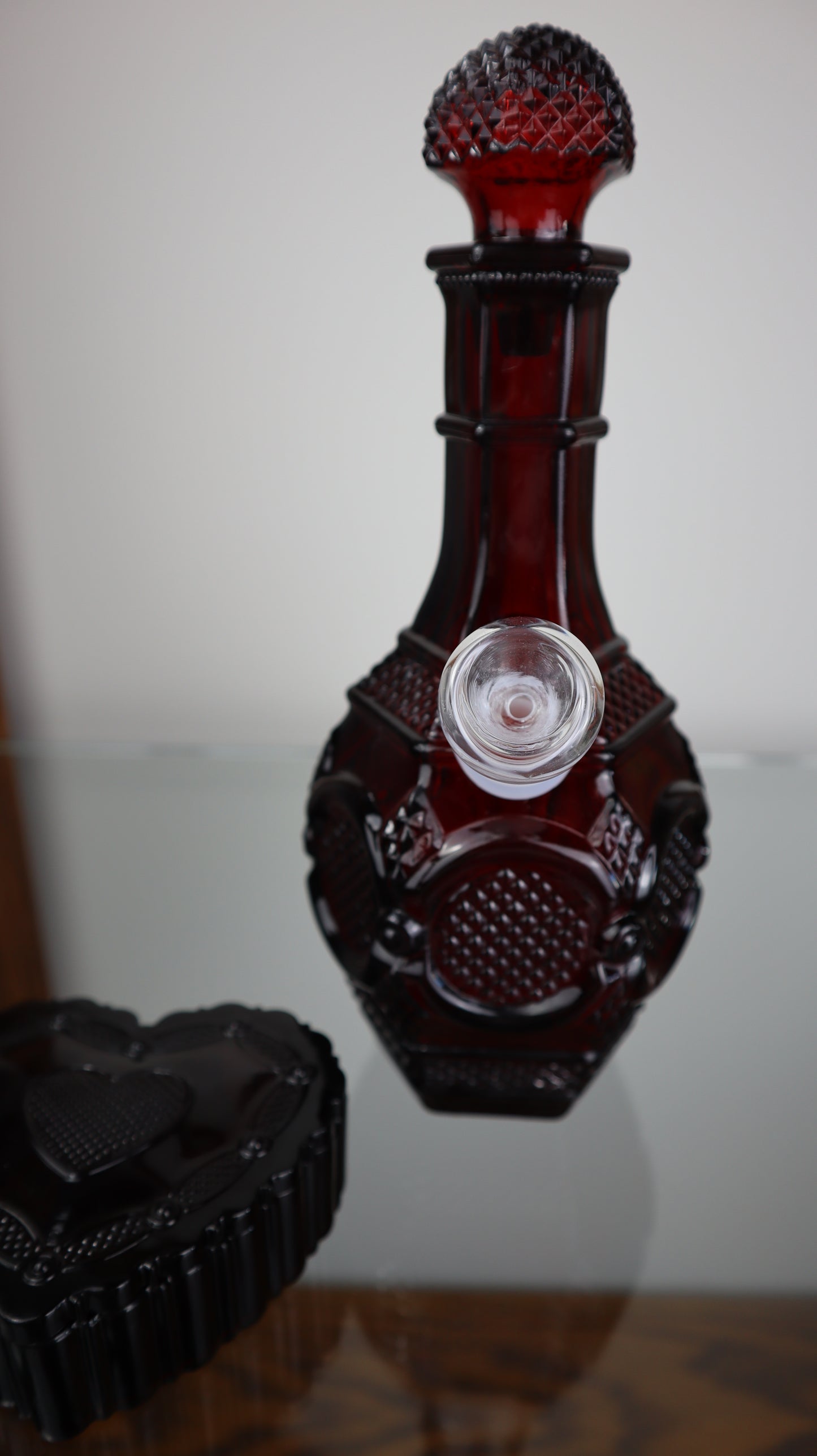 Avon Ruby Cape Cod Set With Matching Heart Trinket