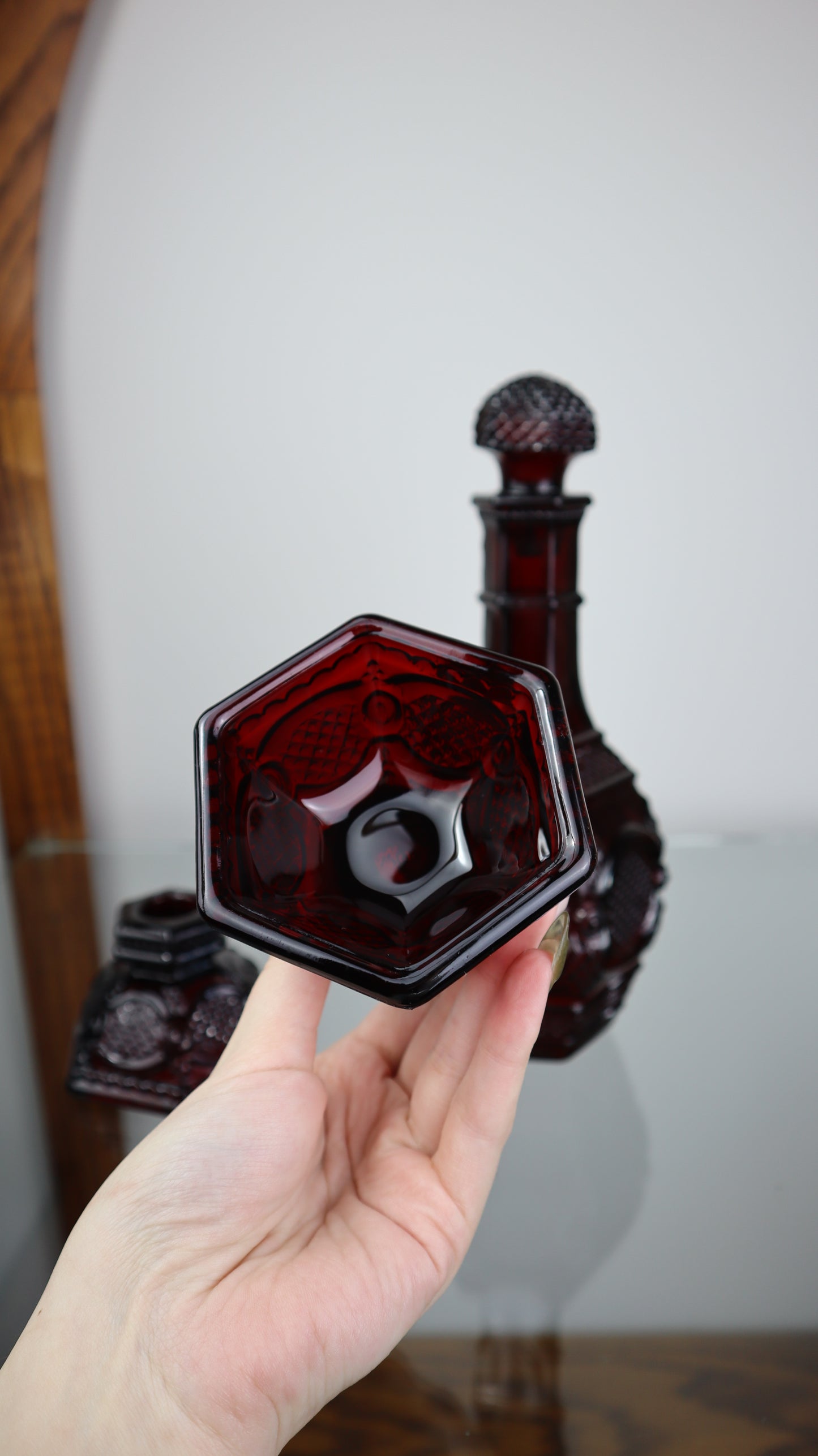 Avon Ruby Cape Cod Set With Matching Candle Holders