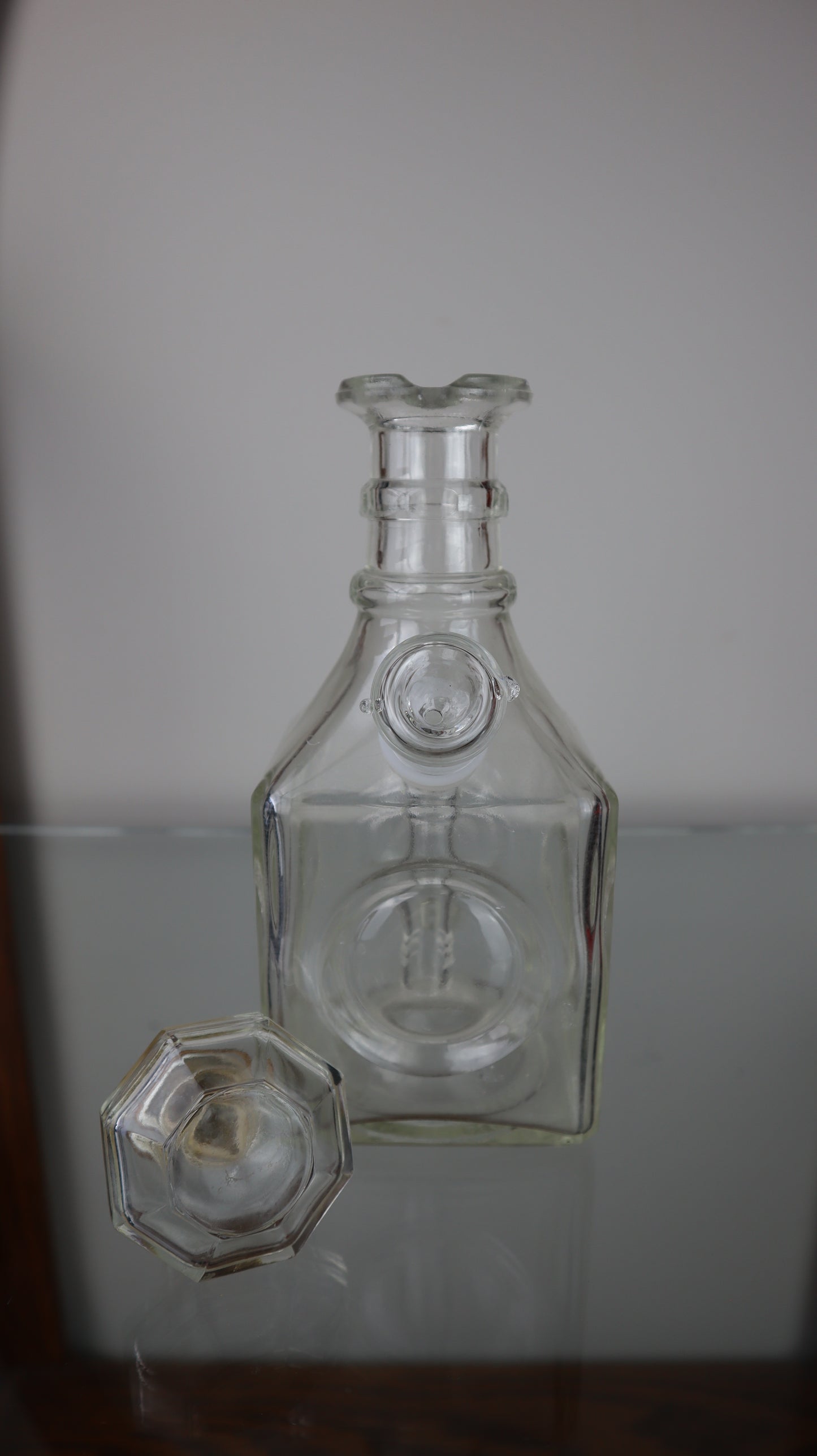 Clear Vintage Box Bong