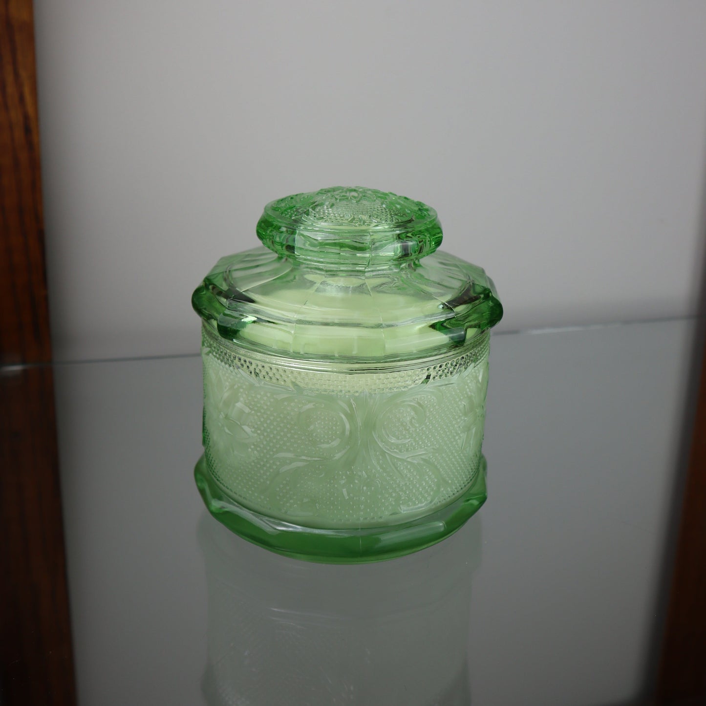 Indiana Glass Tiara Chantilly Green Candle