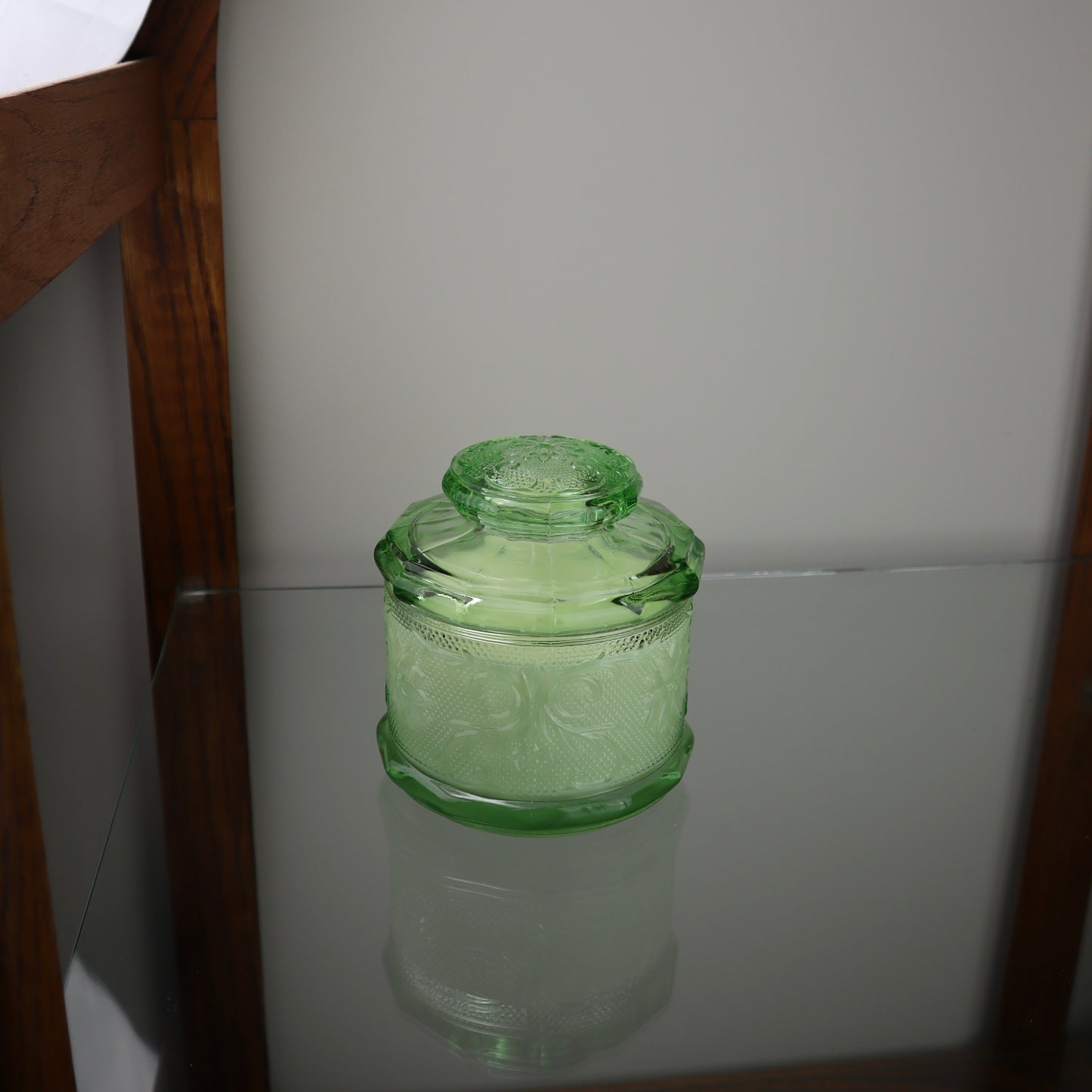 Indiana Glass Tiara Chantilly Green Candle