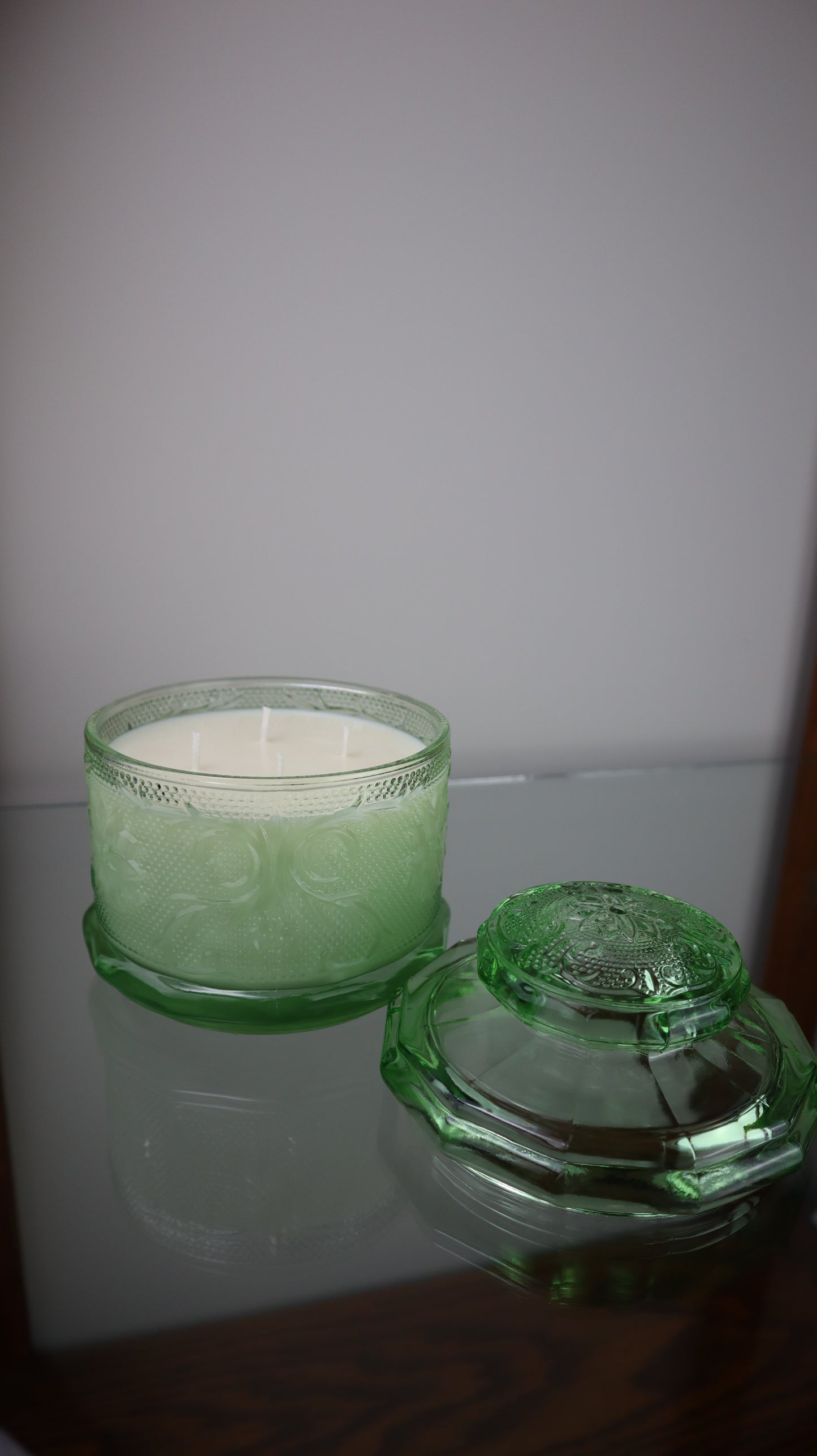 Indiana Glass Tiara Chantilly Green Candle