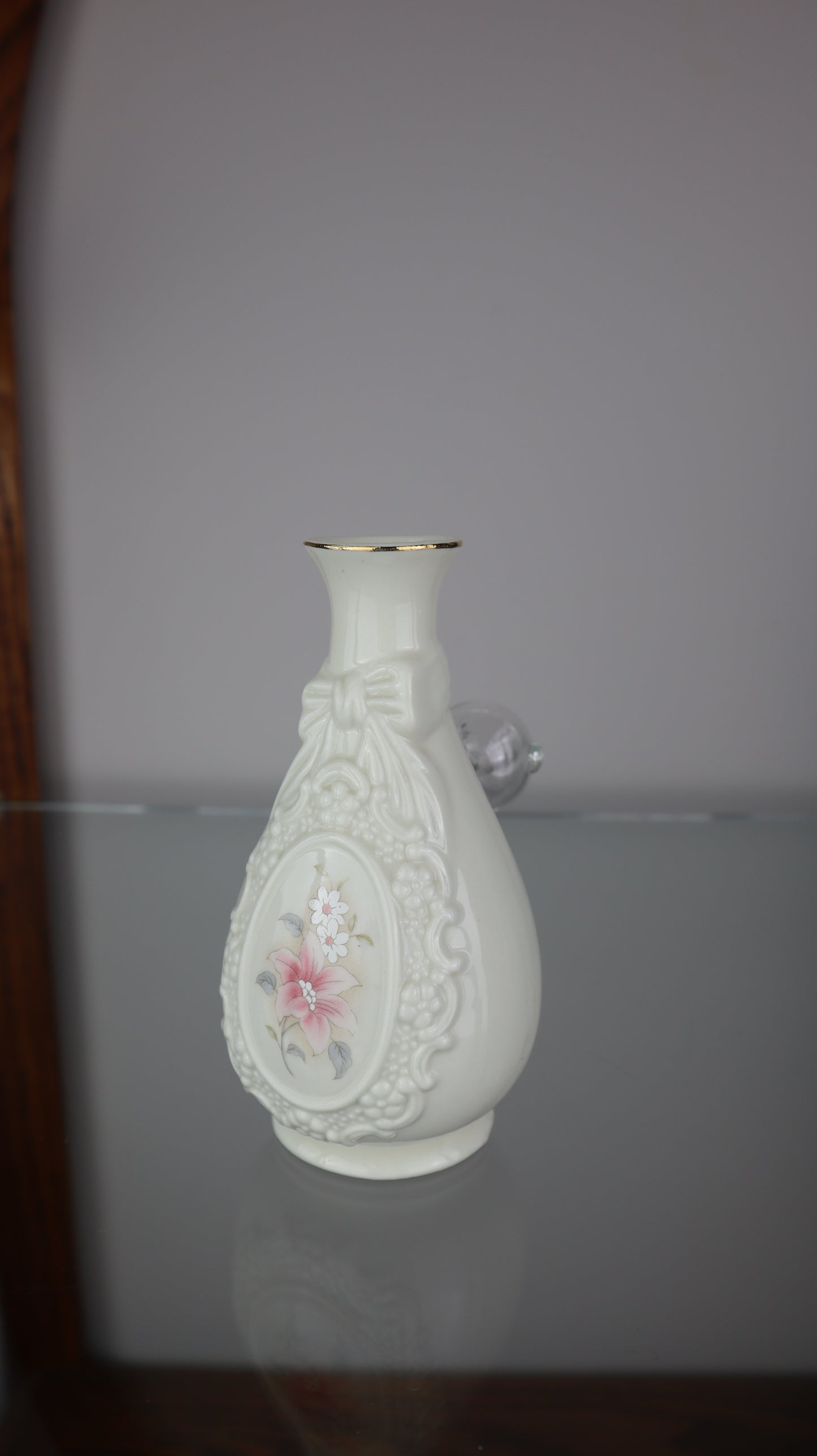 Bow Bud Vase