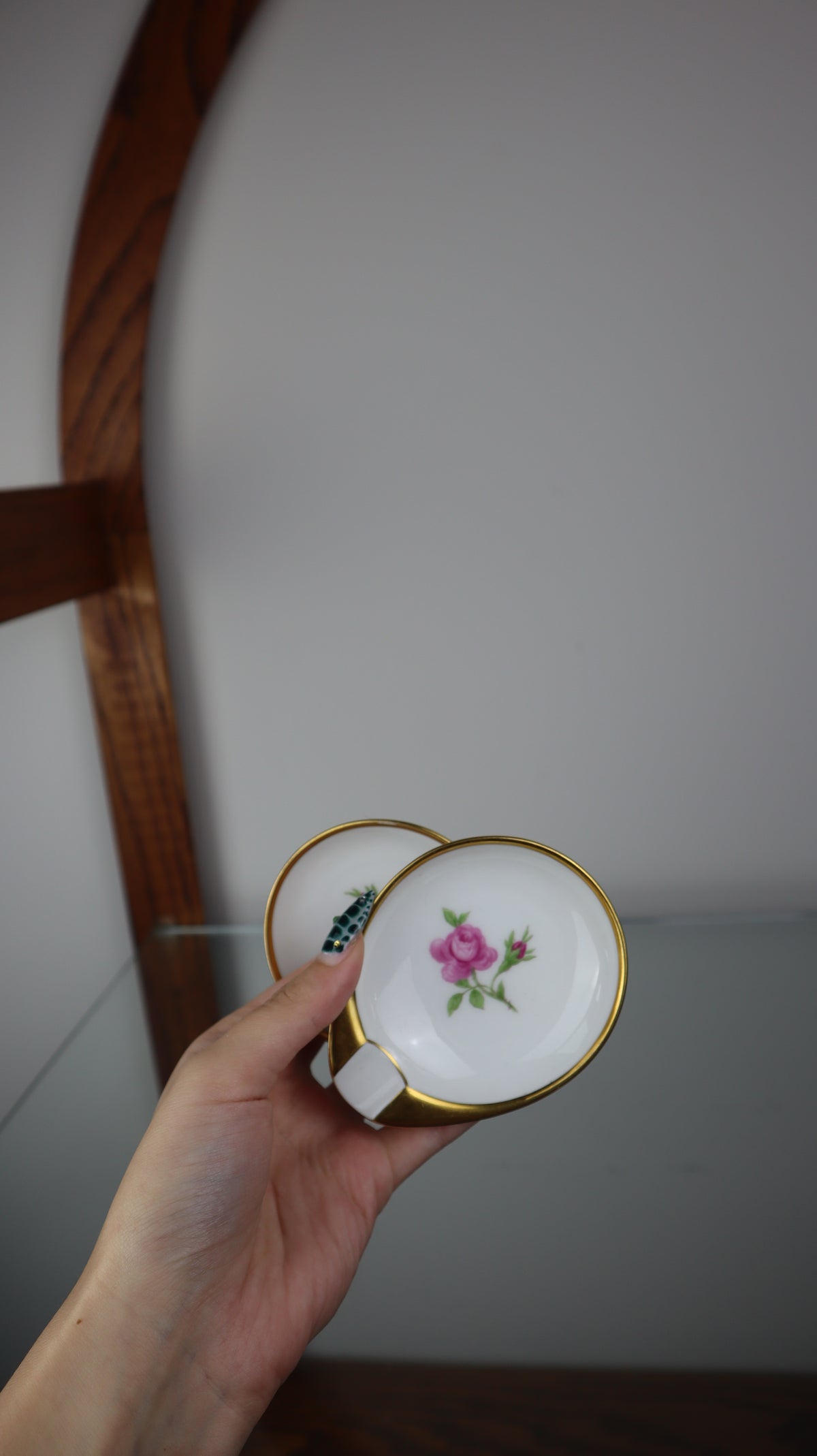 Set of 2 Flower Ashtrays