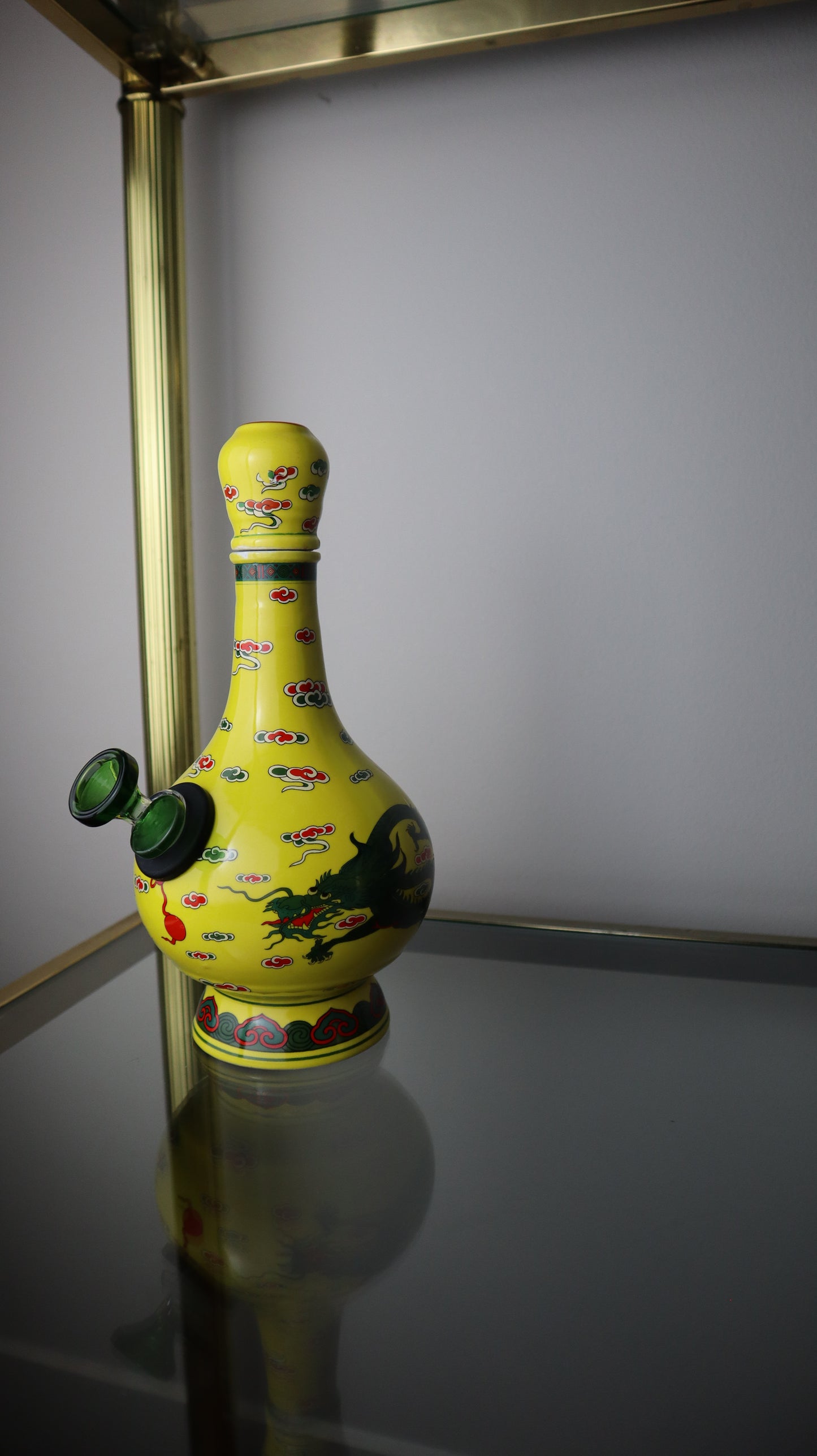 Niulanshan Erguoto Yellow Dragon Ceramic Decanter