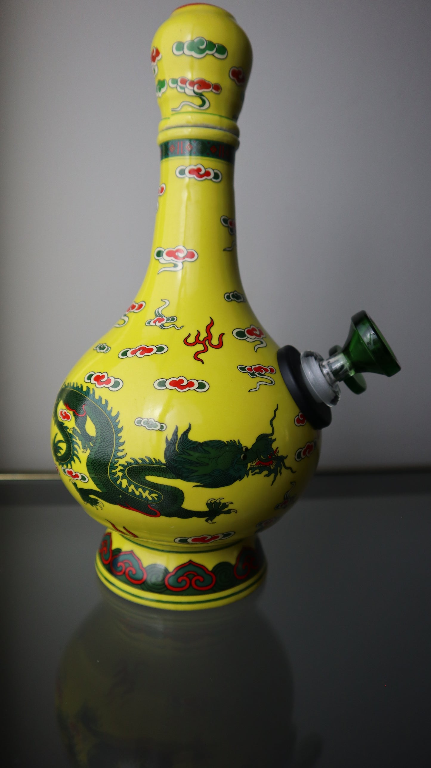 Niulanshan Erguoto Yellow Dragon Ceramic Decanter