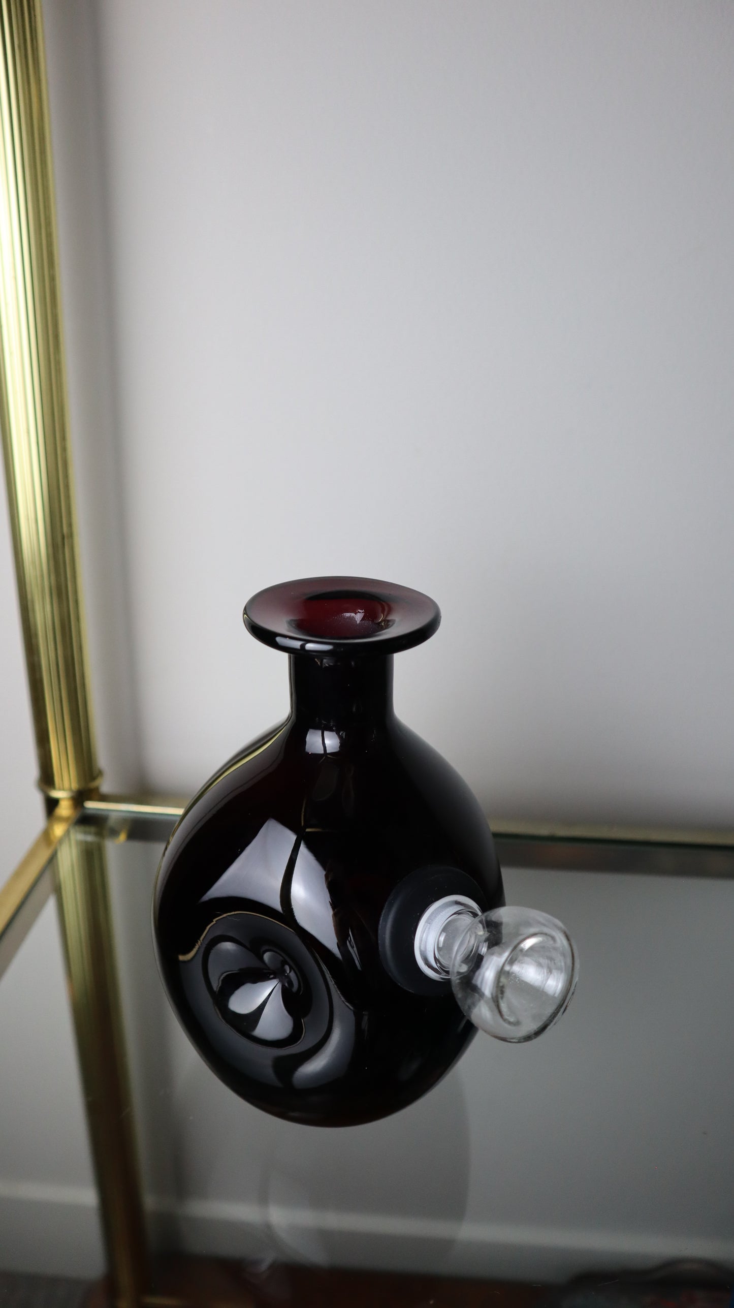 Dark Purple Vase Bong